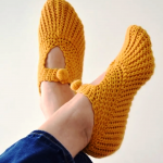 Crochet Pocketbook Slippers In 3 Sizes