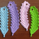 Crochet Reversible Feathers