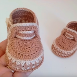 Crochet Lovely Baby Shoes Video Tutorial