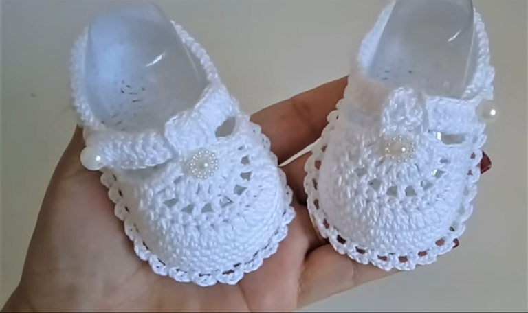 Crochet Amazing Baby Girl Shoes - Crochet Ideas