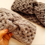 Crochet A Headband For Beginners