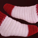 How To Crochet Lovely Slippers In Two Colors