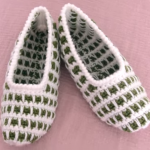 Crochet Fast And Easy Two Colored Slippers