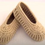 Crochet Fast And Simple Slippers
