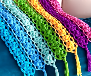 Crochet A Colorful Blanket With Tassels