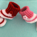 Crochet Baby Shoes With Little Flower