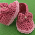 Crochet Baby Girl Shoes With Beads