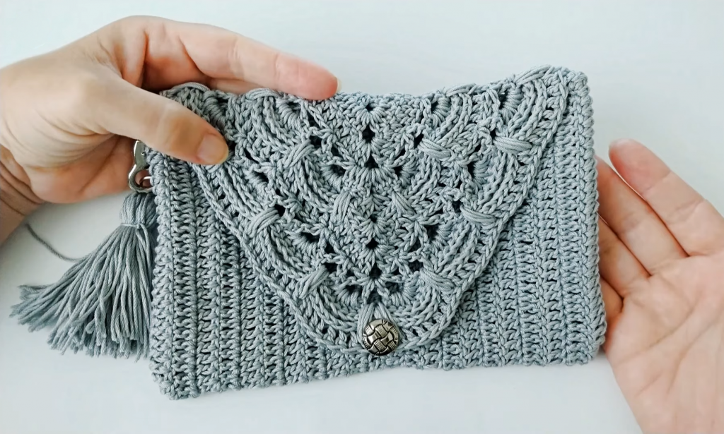 Crochet Beautiful Clutch Video Tutorial Crochet Ideas