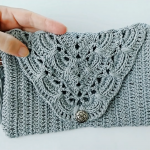 Crochet Beautiful Clutch Video Tutorial