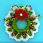 How To Crochet Tiny Christmas Wreath