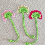 Crochet Flower Applique For Bookmark